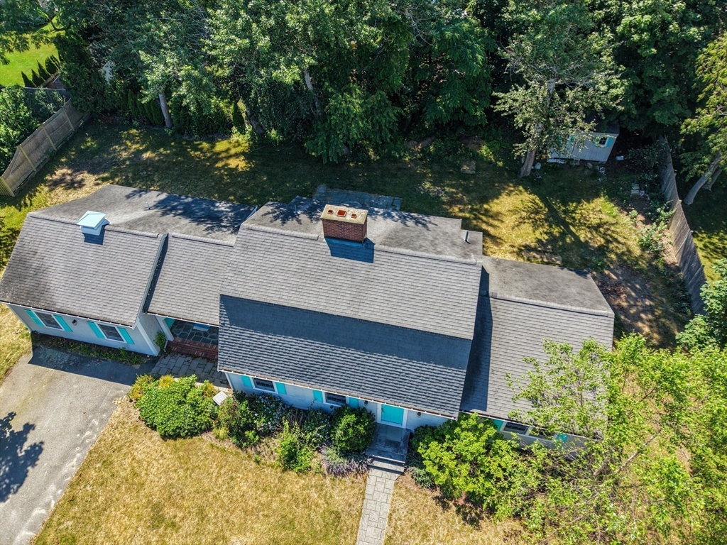 25 Manor Way