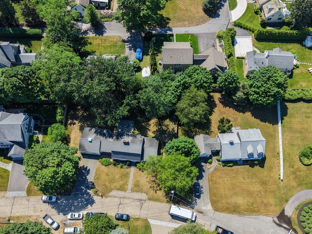 25 Manor Way