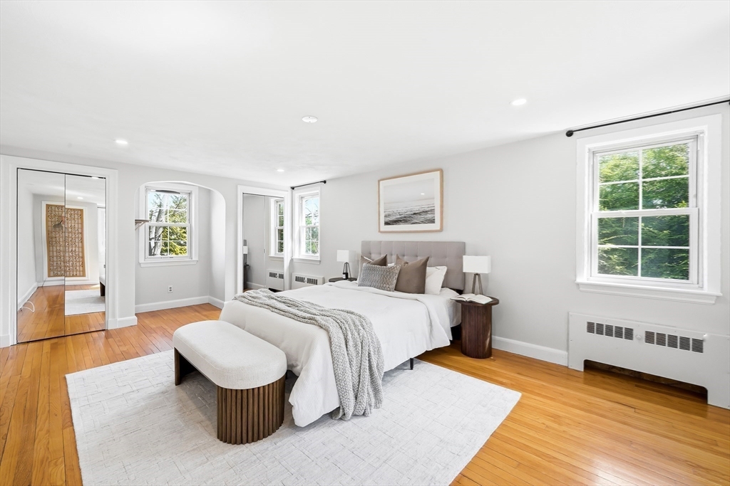 17 Woodhaven Rd