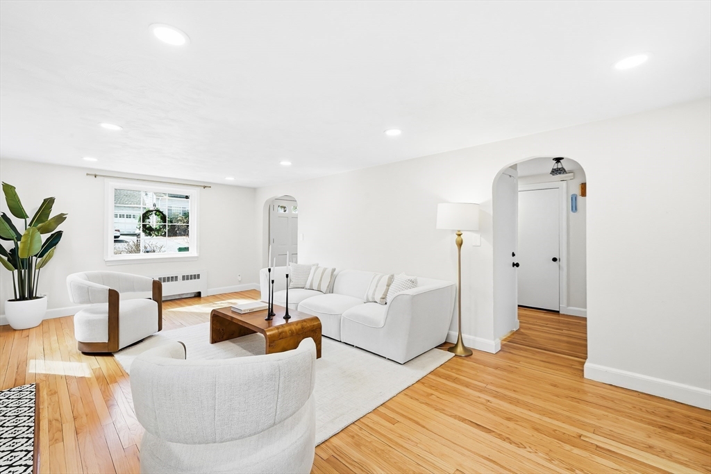 17 Woodhaven Rd