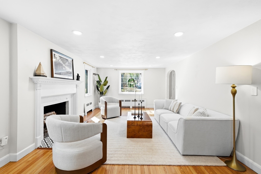 17 Woodhaven Rd