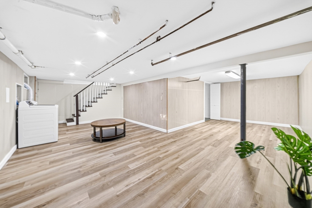 268 Lexington St