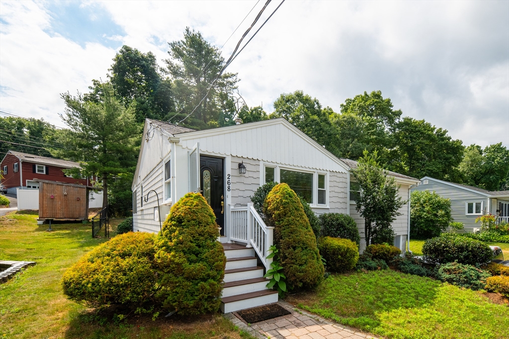 268 Lexington St