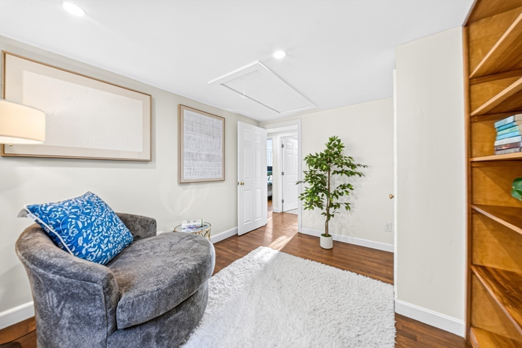 268 Lexington St