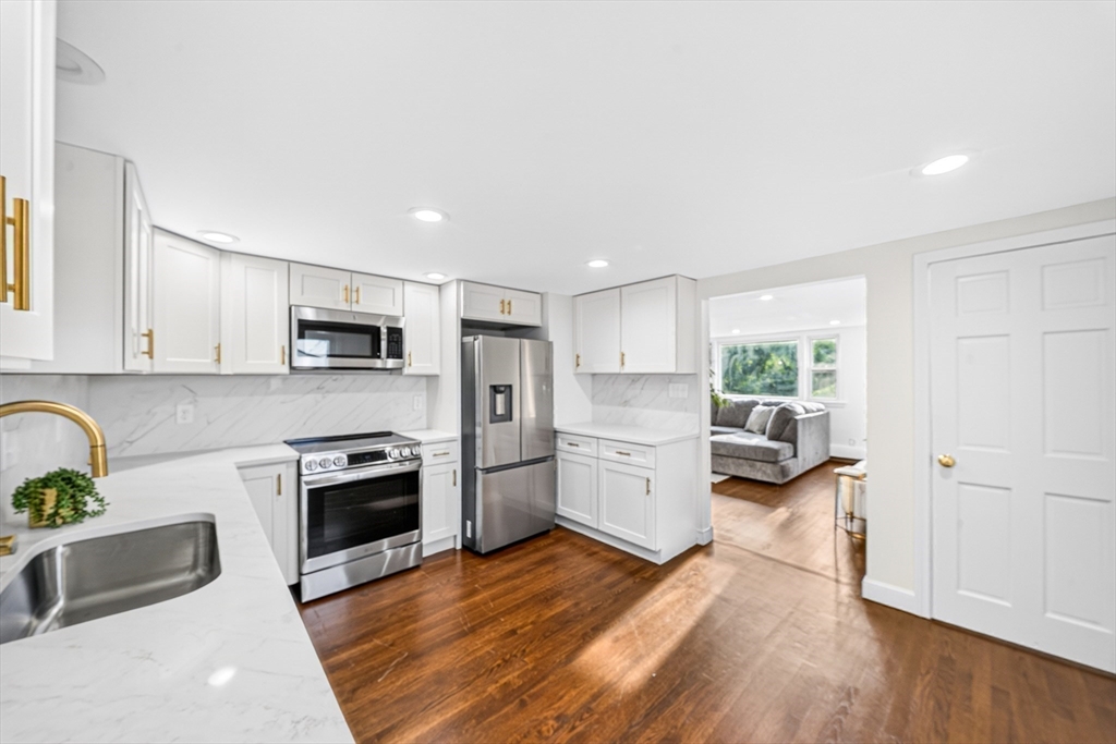 268 Lexington St