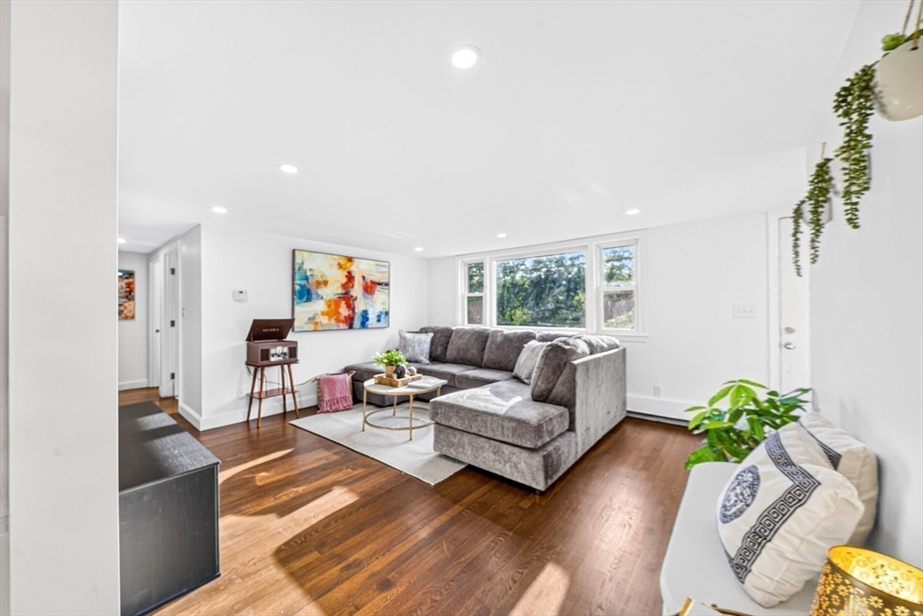 268 Lexington St
