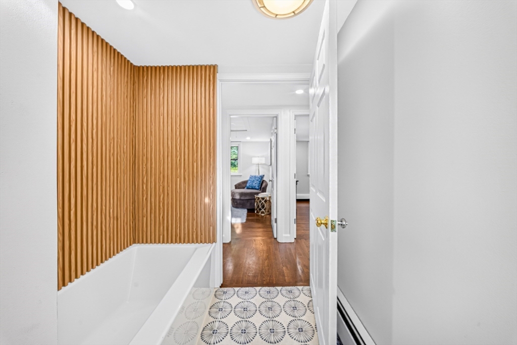 268 Lexington St