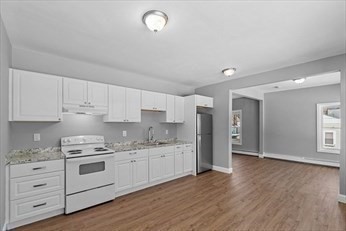 18 The Clearing Street # 1
