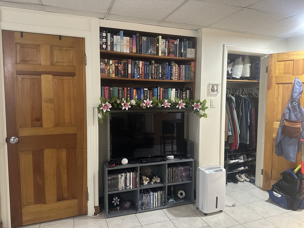 907 Beacon Street # 1