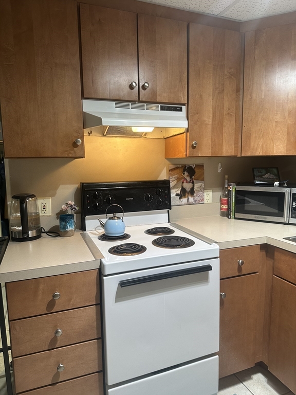 907 Beacon Street # 1