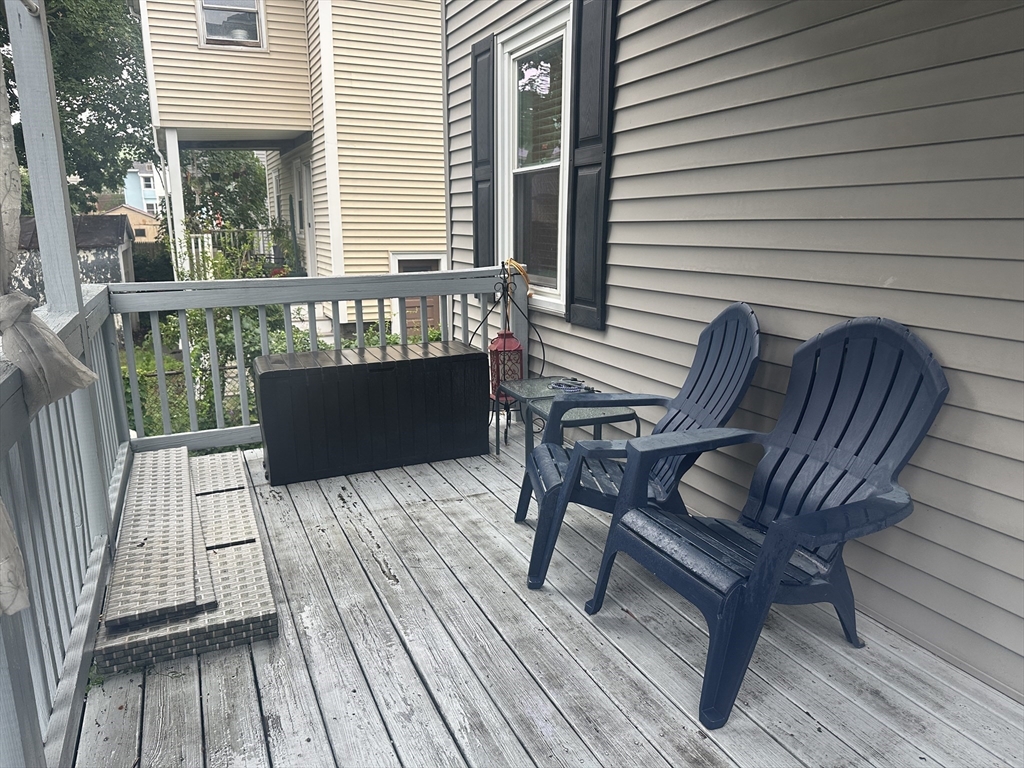 74-76 Stanley Avenue # 76