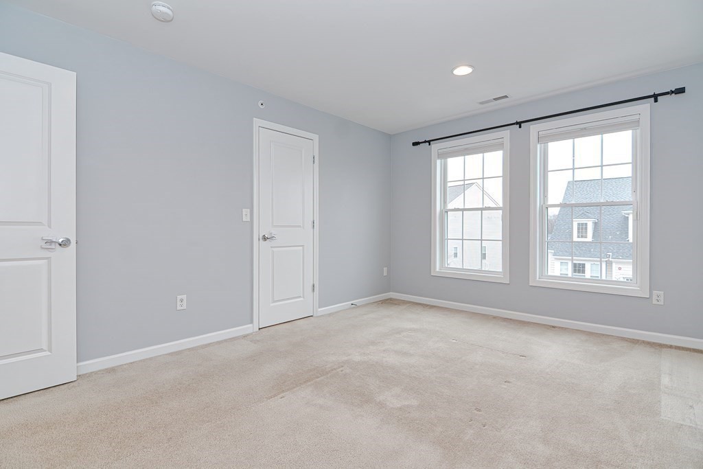 22 Locust Ln # 22