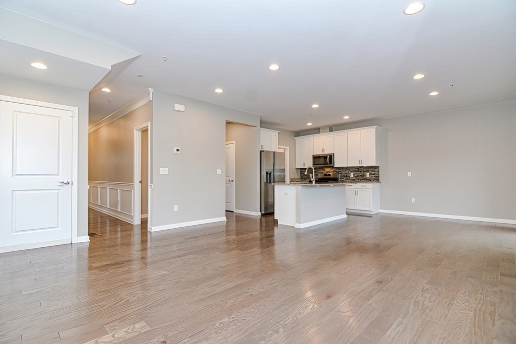 22 Locust Ln # 22
