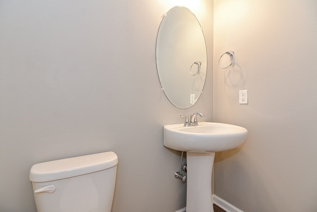 22 Locust Ln # 22