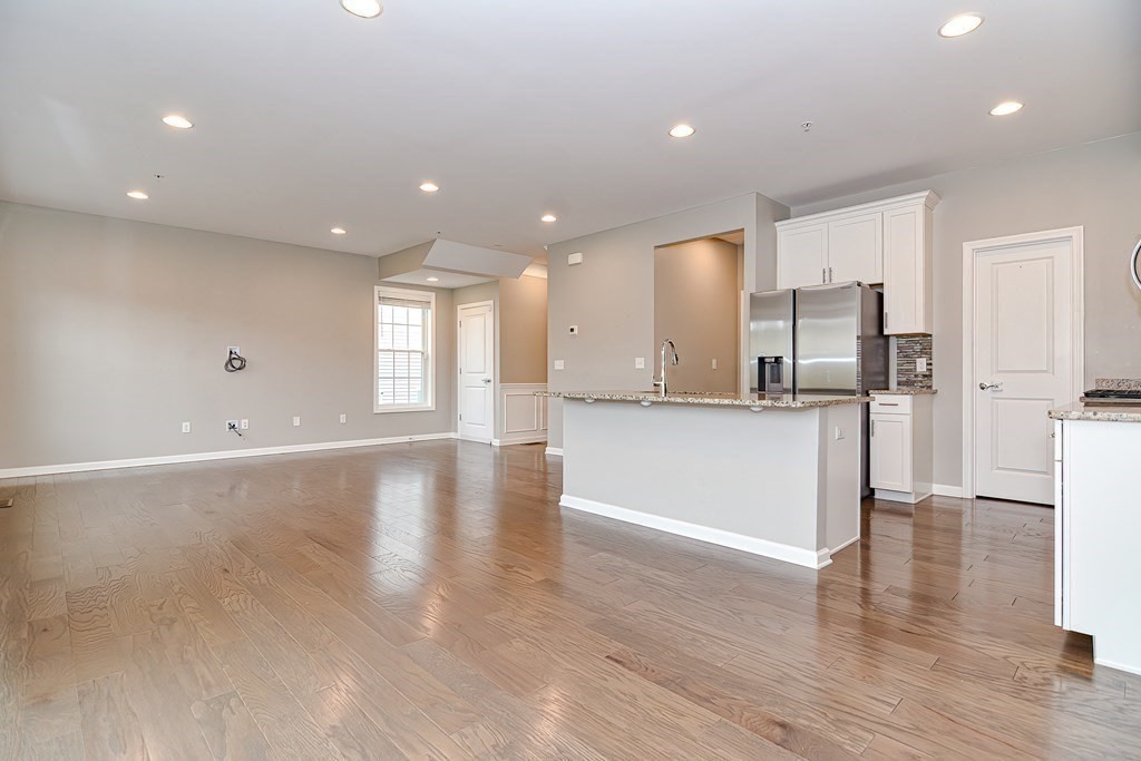 22 Locust Ln # 22
