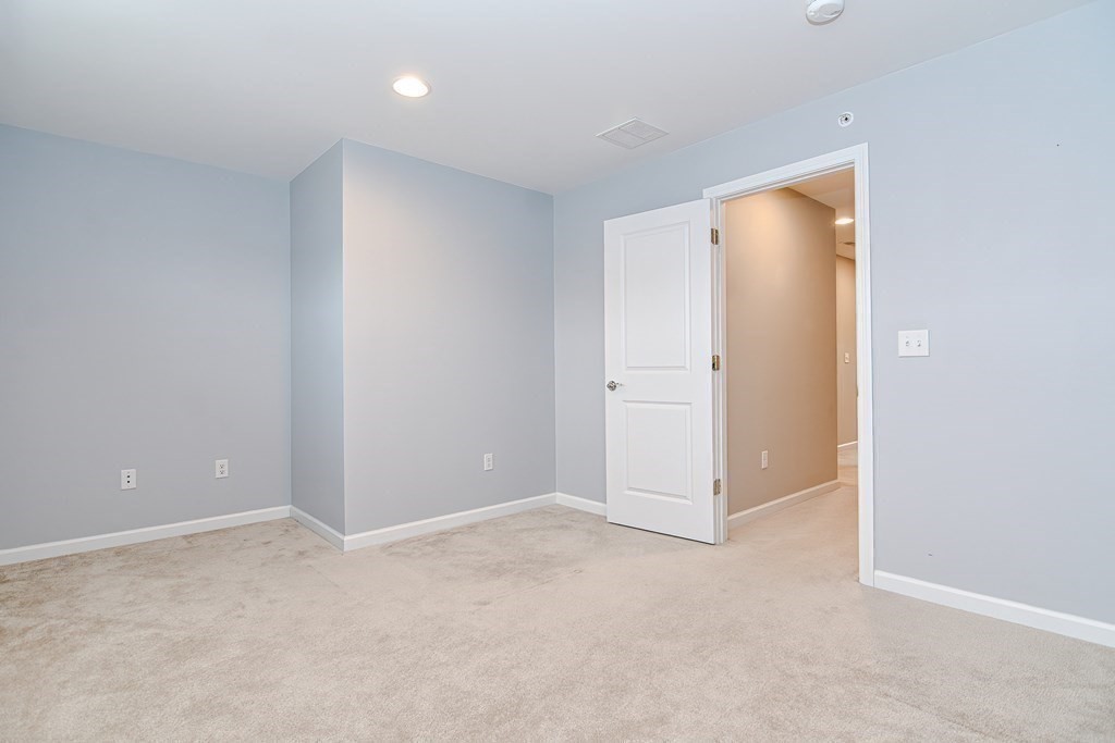 22 Locust Ln # 22