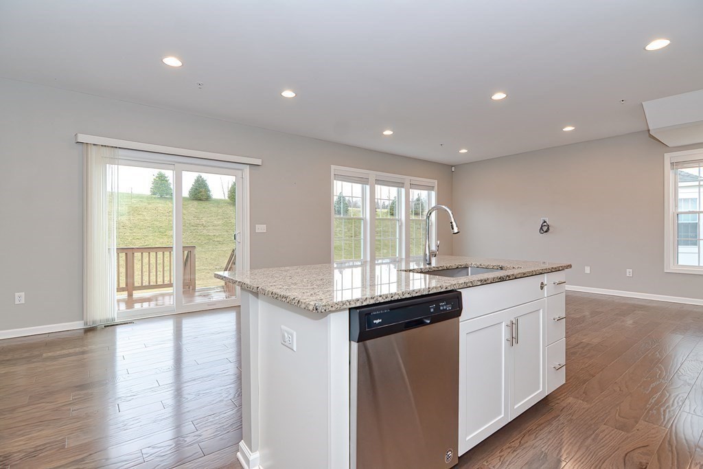 22 Locust Ln # 22