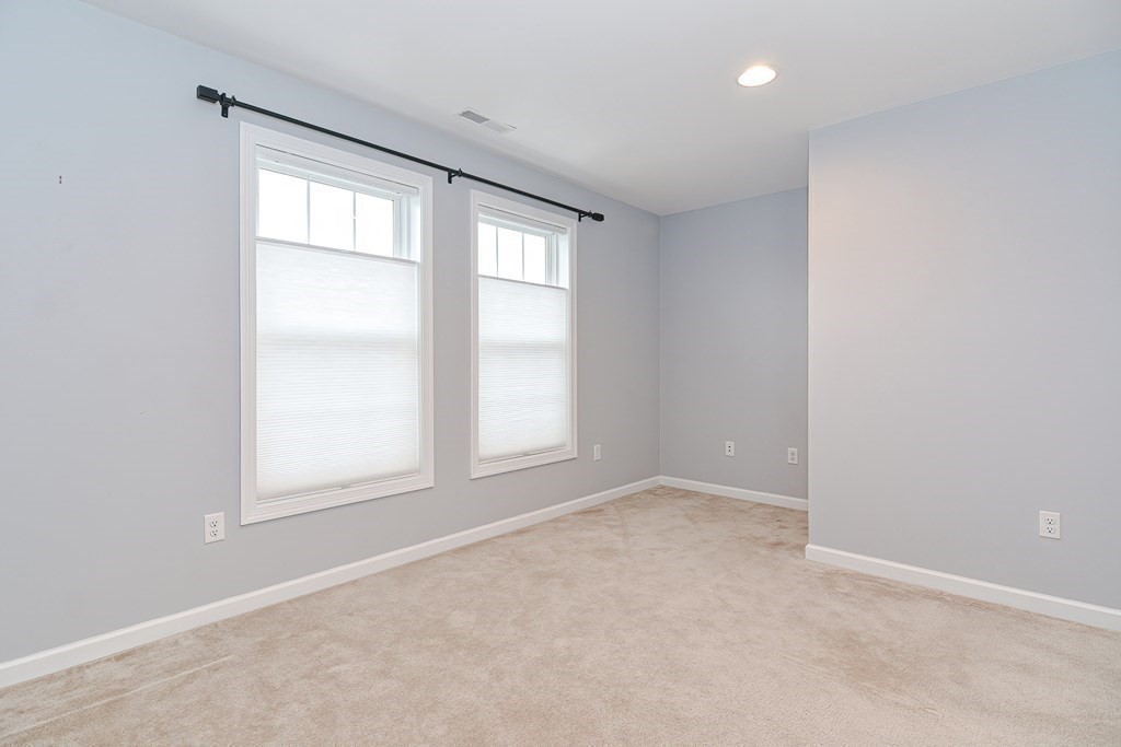 22 Locust Ln # 22