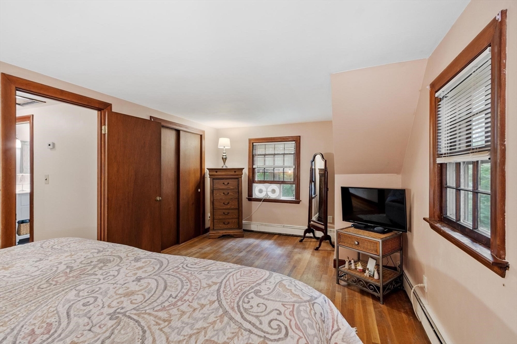 67 Glencrest Dr