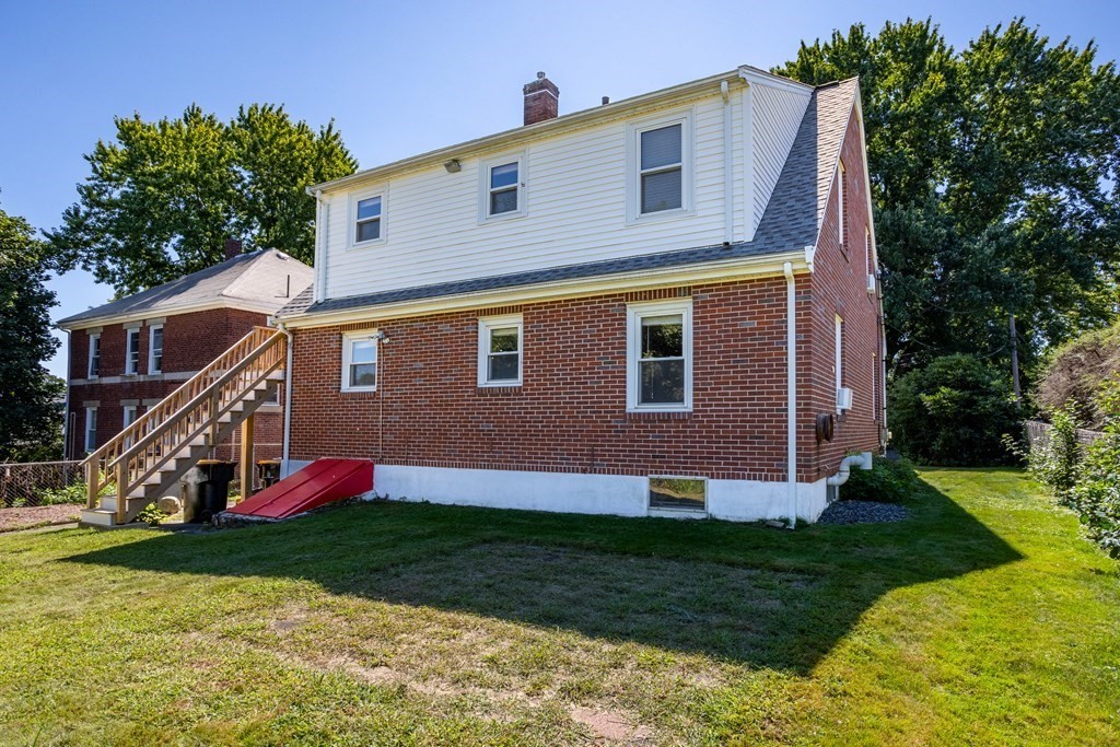 17 Benson Ave. # 2