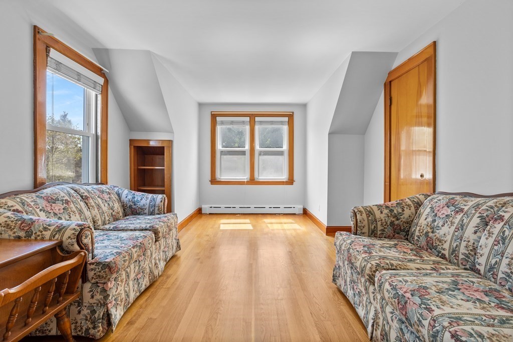 17 Benson Ave. # 2
