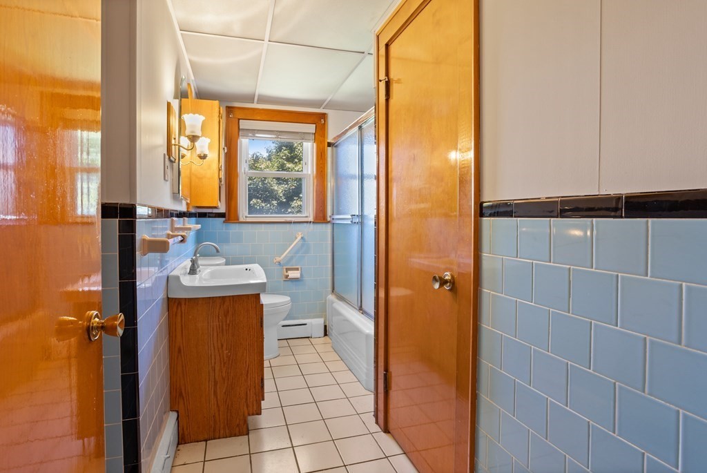 17 Benson Ave. # 2