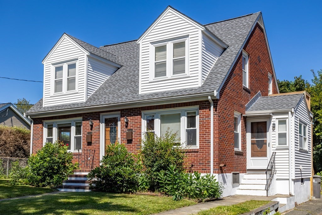 17 Benson Ave. # 2