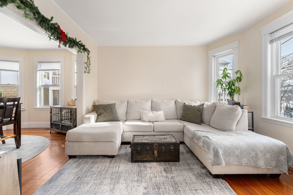 97 Bow St # 1