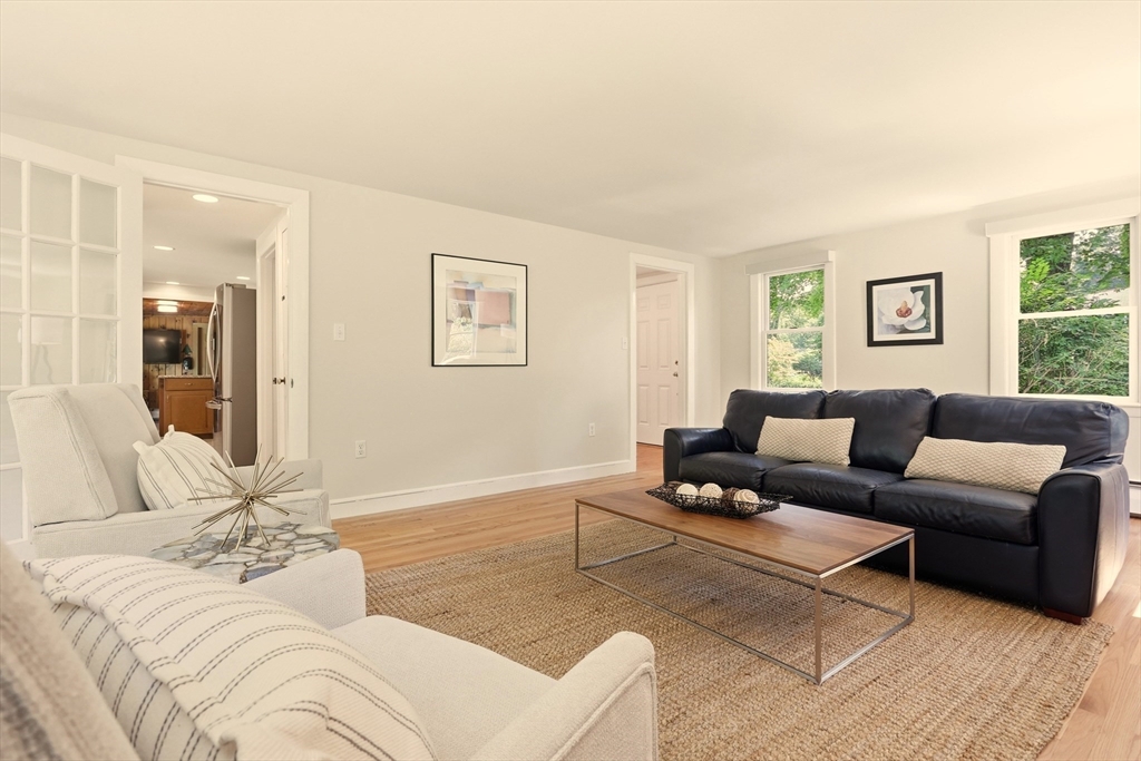 81 Alcott St