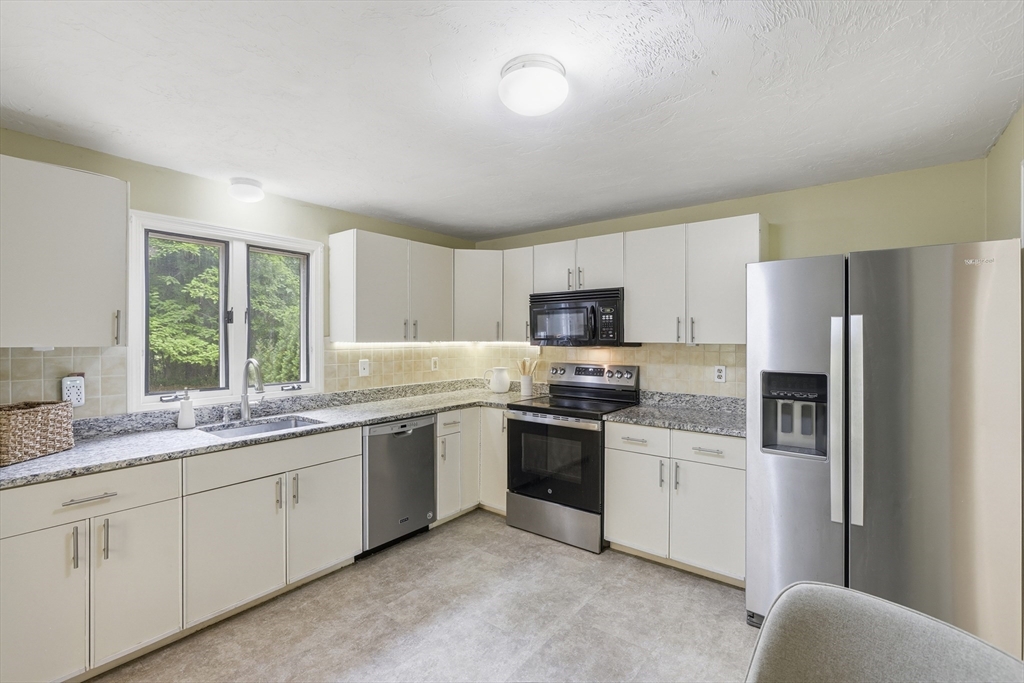 51 Hosmer St
