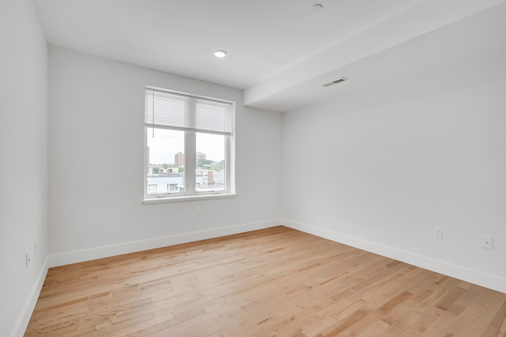 50 Hichborn St # 308