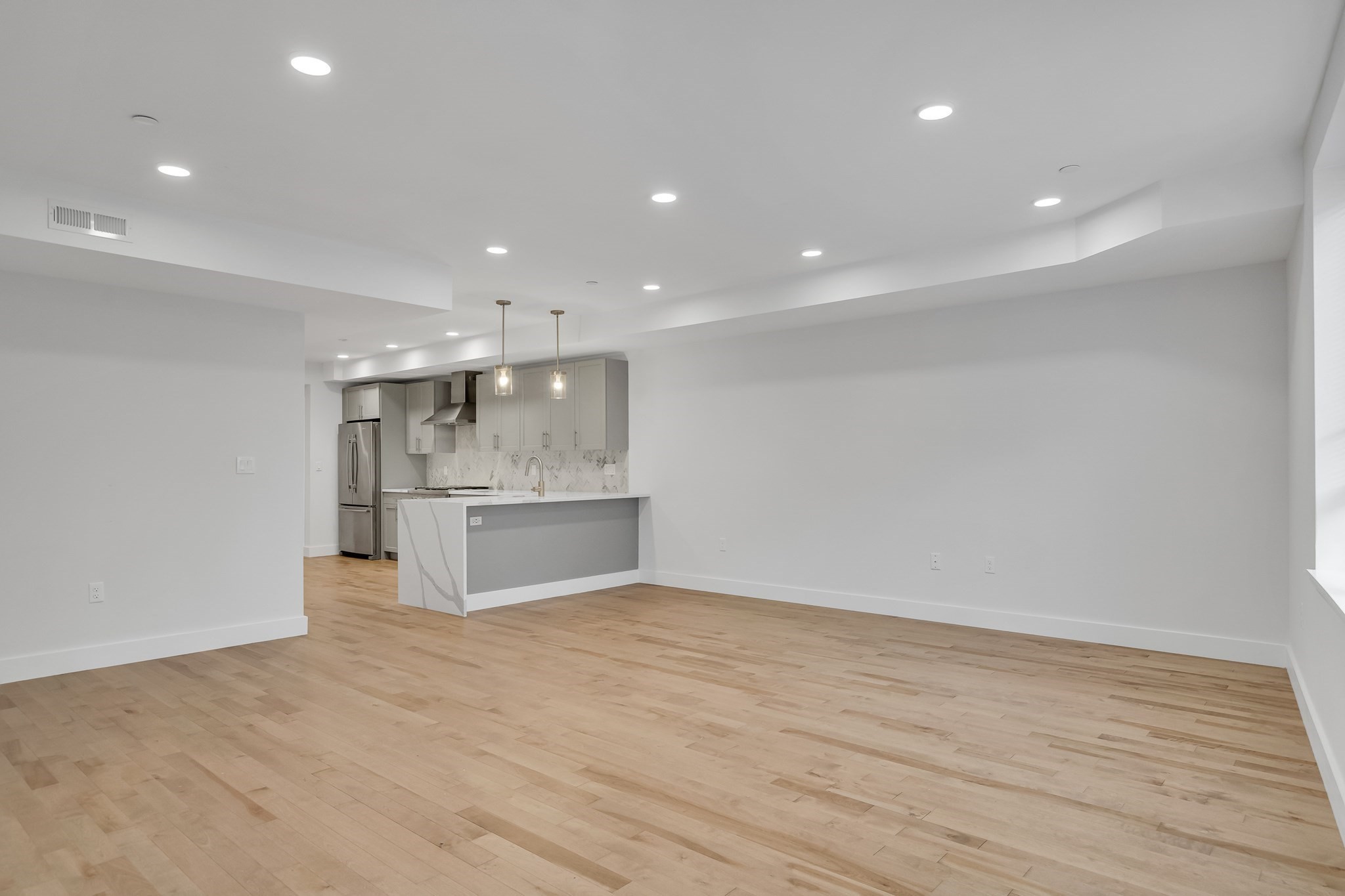 50 Hichborn St # 308