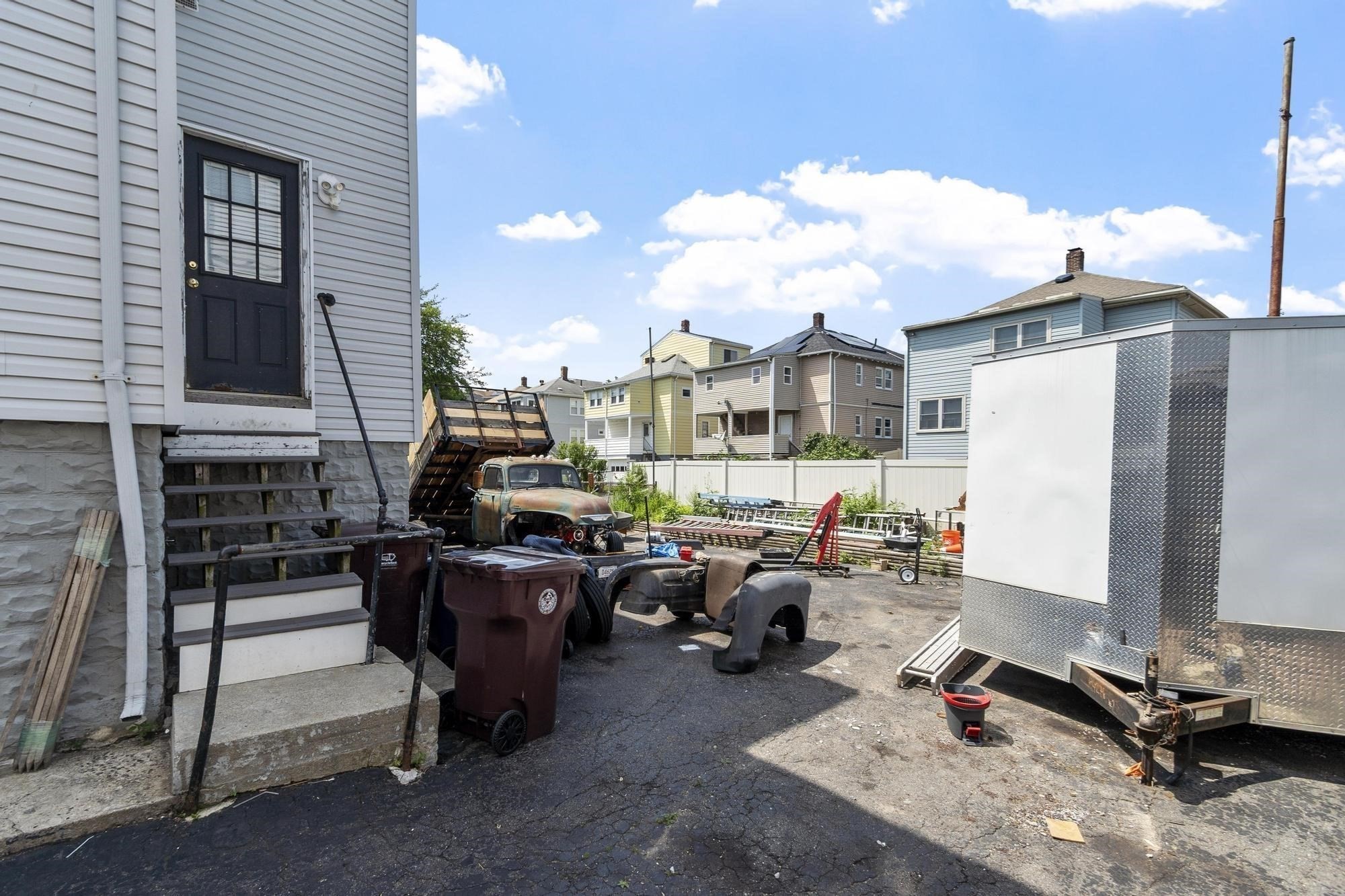 26 Shirley St