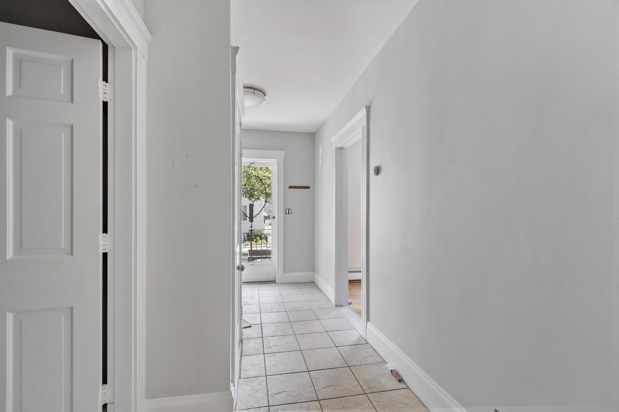 26 Shirley St