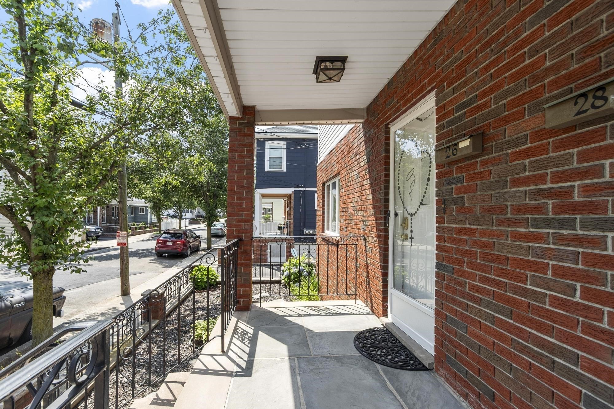 26 Shirley St
