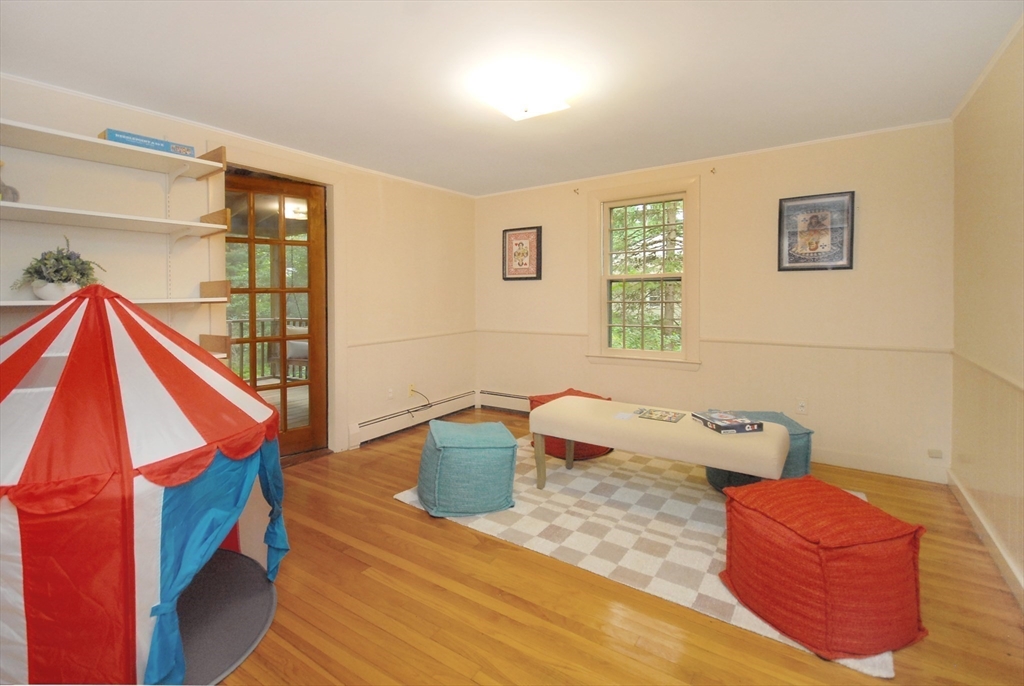 6 Hosmer Street