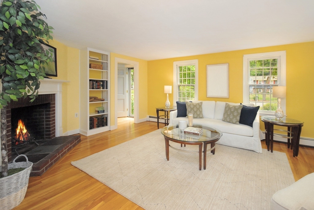 6 Hosmer Street