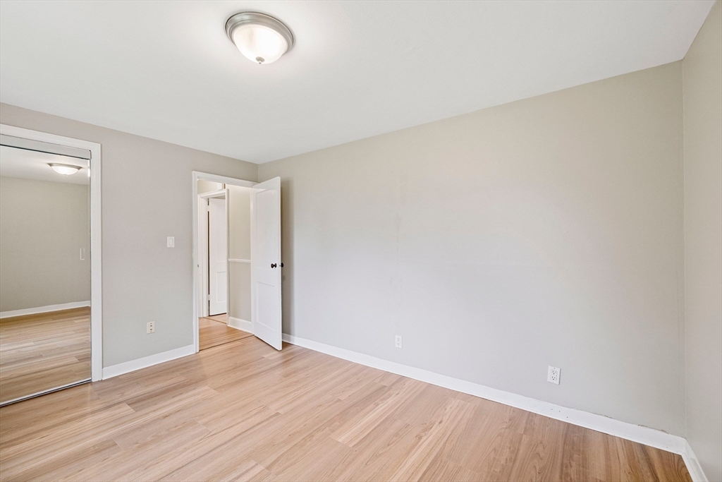42 Neillian Street # 42