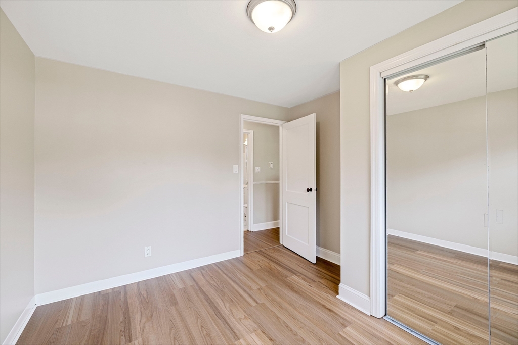 42 Neillian Street # 42