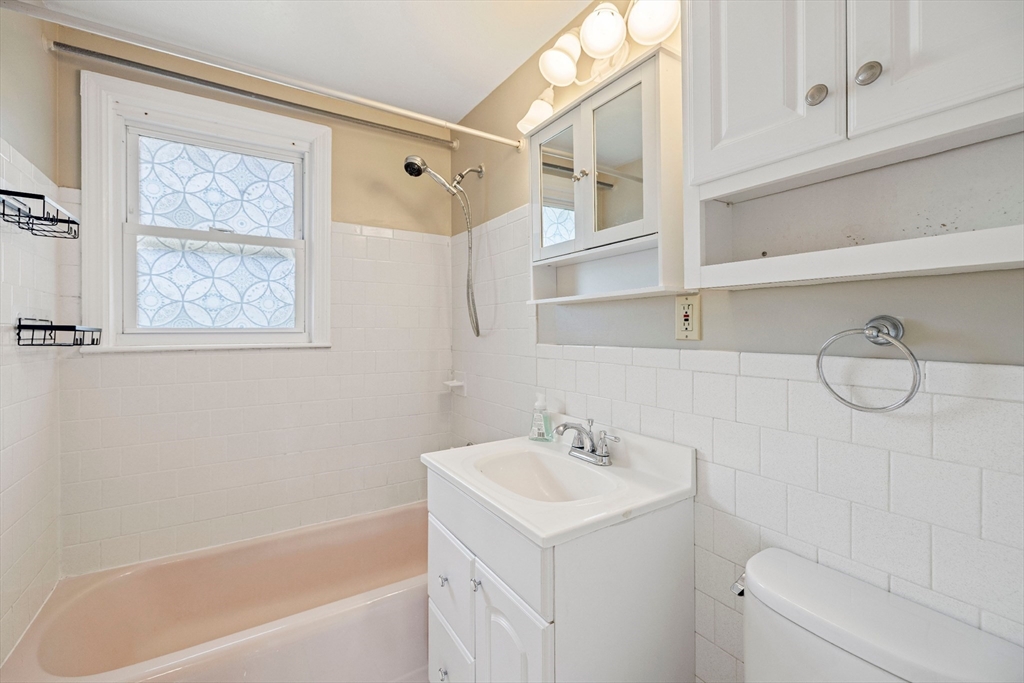 42 Neillian Street # 42