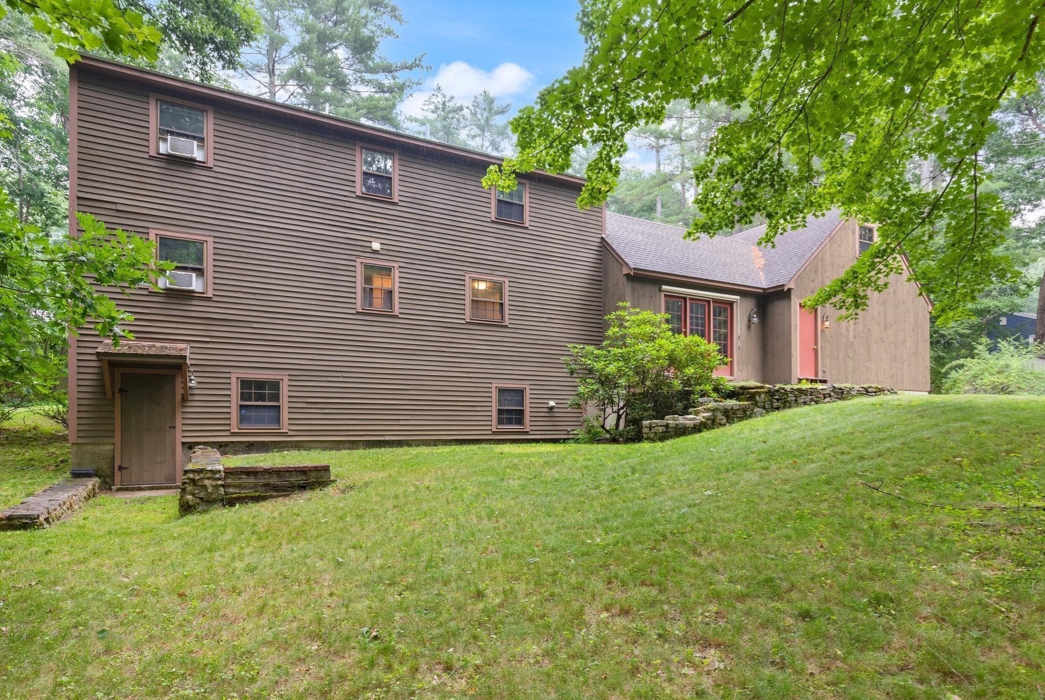 653 Townsend Road