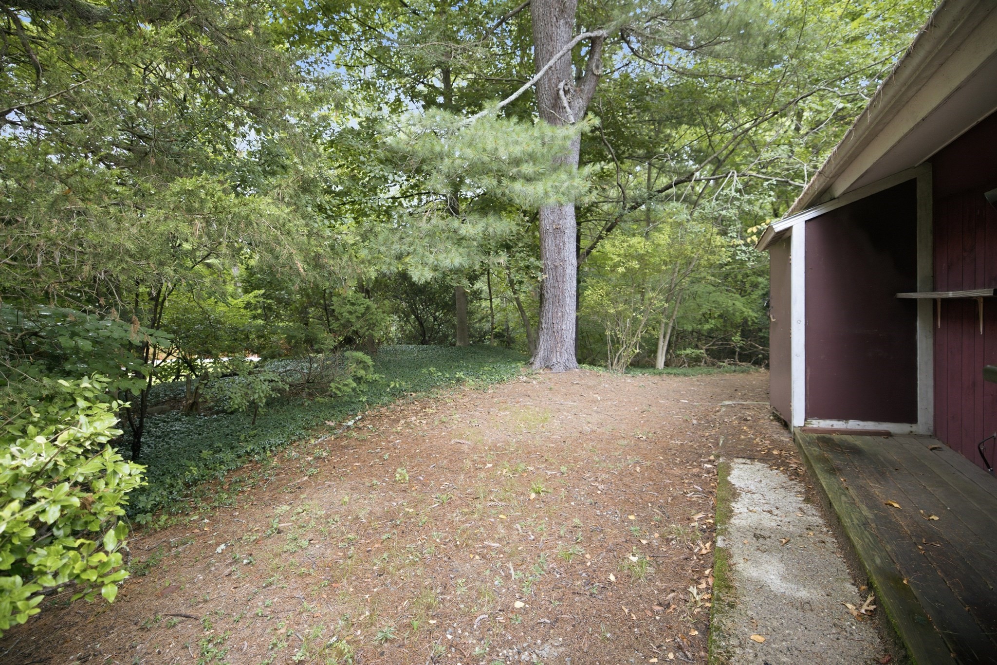 9 Peacock Farm Road