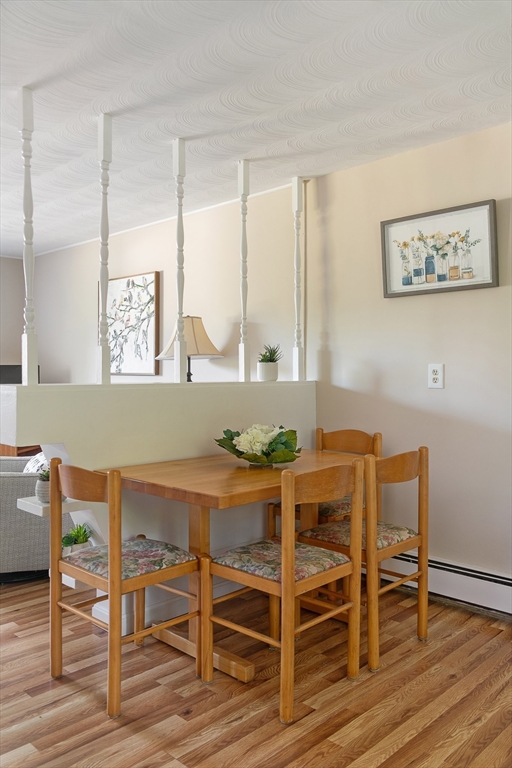 9 Upper Joclyn Avenue