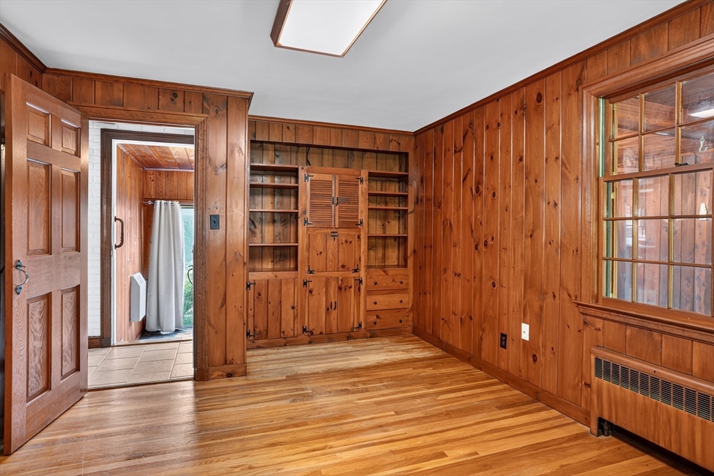 30 Acorn Pl