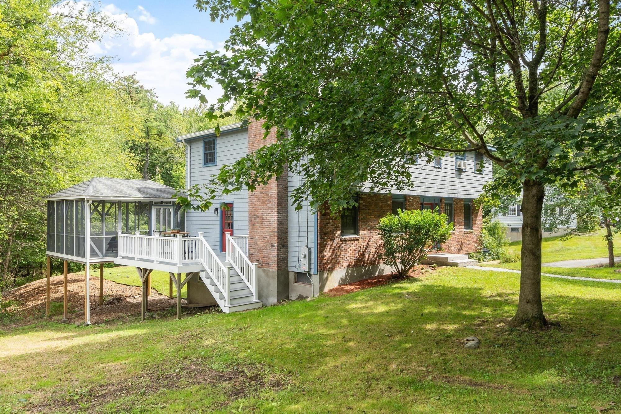 368 Hill Rd