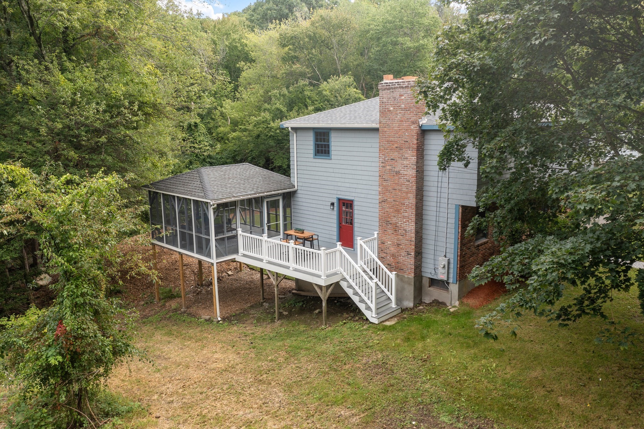 368 Hill Rd