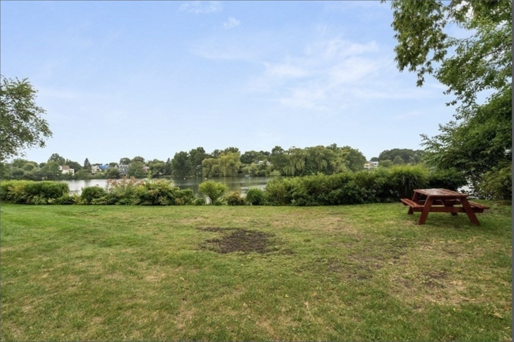 34 Hamilton Rd # 210