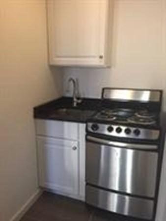 47 Massachusetts Ave # 4