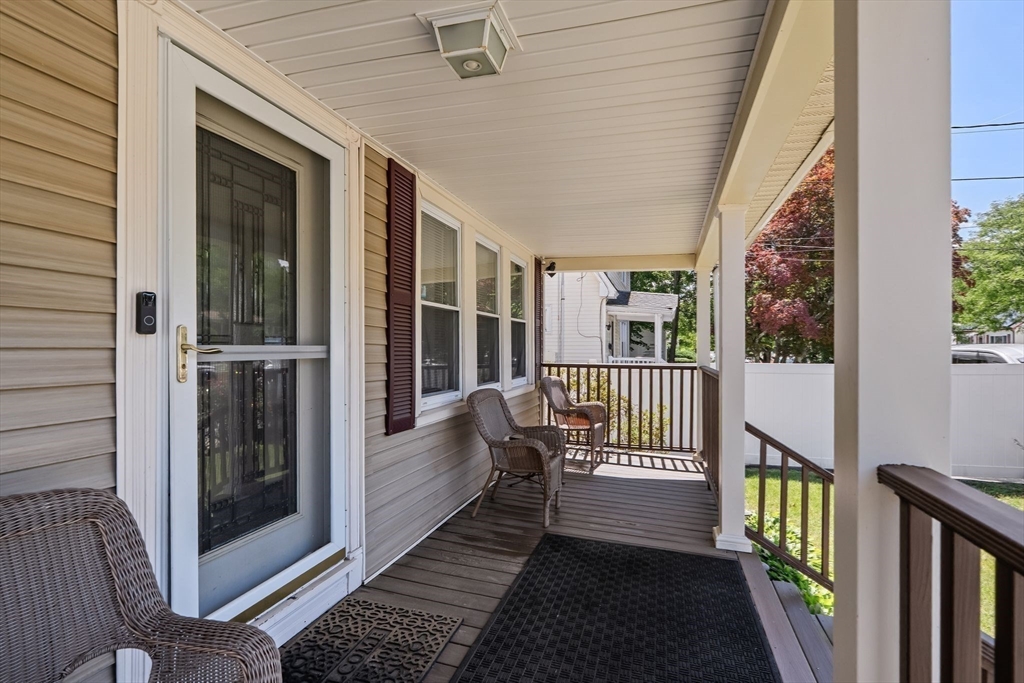 12 Hopewell Rd