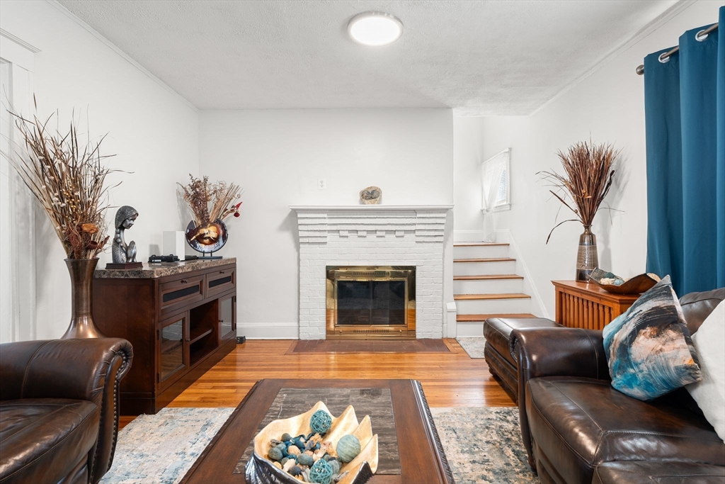 12 Hopewell Rd